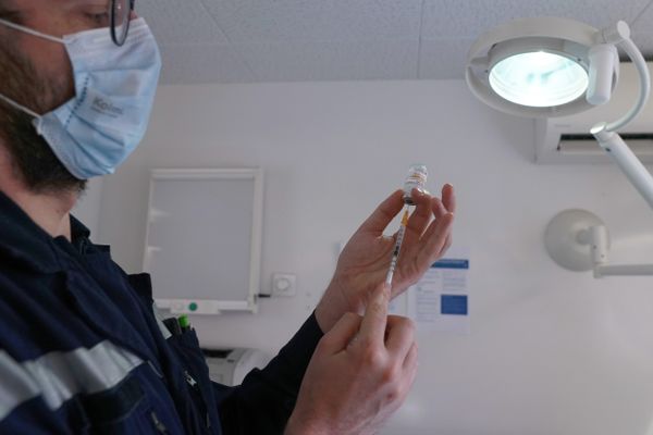 Des syndicats de sapeurs-pompiers s'opposent à la vaccination obligatoire pour leur profession - 20 juillet 2021