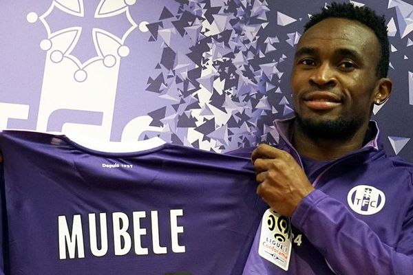 Firmin Mubele sous ses nouvelles couleurs