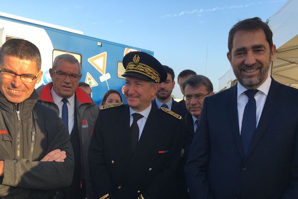 Christophe Castaner (à droite) aux côtés de Benoit Brocard, le préfet de Vendée