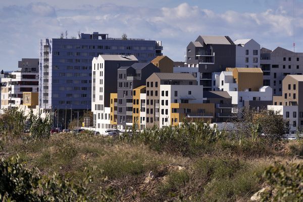 De nouvelles constructions immobilières dans le quartier de Port Marianne, près de la mairie de Montpellier, en novembre 2023.