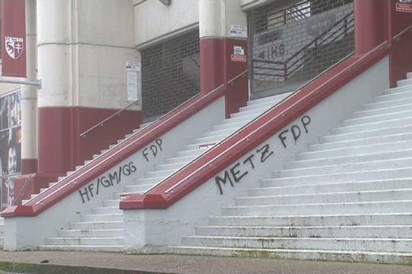 Dégradations au stade Saint Symphorien