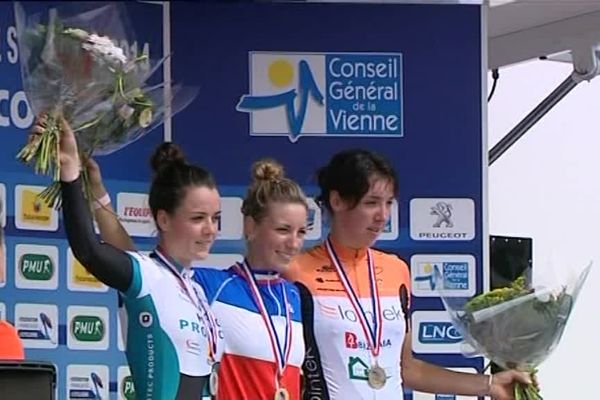 Pauline Ferrand-Prévot enfile à nouveau le maillot tricolore.