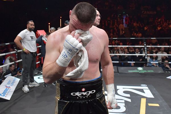 Cyril Léonet lors du combat contre Tony Yoka au Palais des sports de Paris le 7 avril 2018.