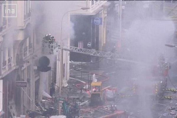 Une violente explosion cours Lafayette le 28 février 2008 coûte la vie à un pompier