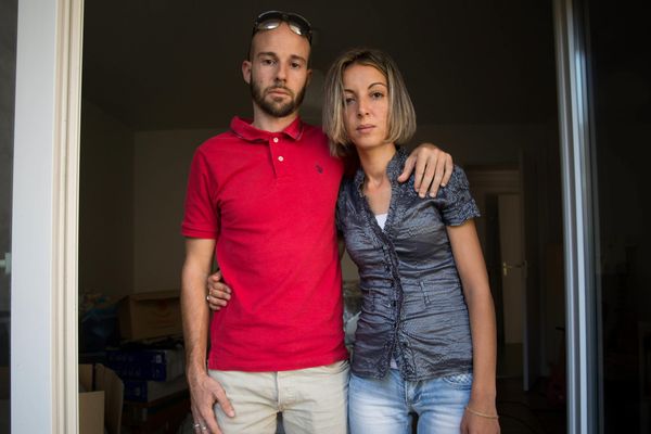 Samira et Mickael Coviaux, parents du petit Yanis, sont originaires de Grenoble.