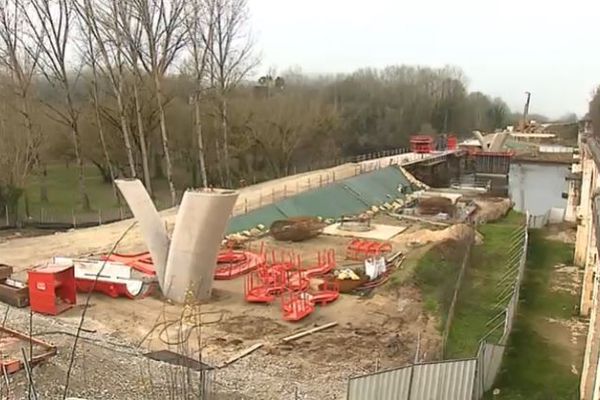 Les travaux de déviation du village de Beynac en décembre 2018.