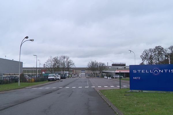 L'entrée du site Stellantis de Metz-Borny en Moselle.