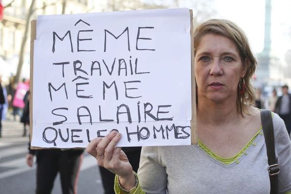 Le 8 mars 2014, manifestation pour la journée de la Femme a Paris. 