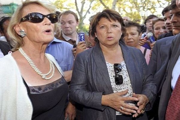 Hélène Mandroux et Martine Aubry : 2 des 5 femmes à la tête de villes de plus de 100 000 habitants.