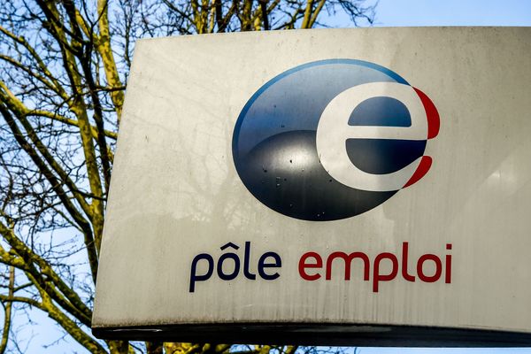 En France, les perspectives d'embauche sont en forte augmentation (+18,7%) pour l'année 2018 selon l'enquête annuelle "besoins en main d'œuvre" de Pôle emploi publiée mardi 10 avril. Dans le Cantal, une entreprise sur 4 envisage de recruter.