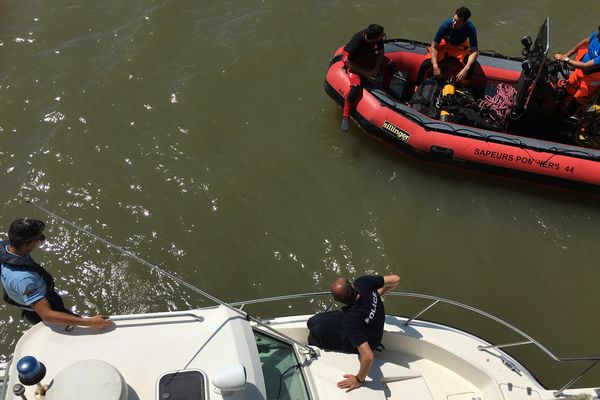 Les recherches pour retrouver Steve, le jeune homme porté disparu, quai Wilson à Nantes