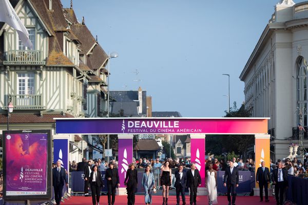 Sur le tapis rouge du festival du cinéma américain, l'arrivée du jury de la 47e édition présidé par Carlotte Gainsbourg