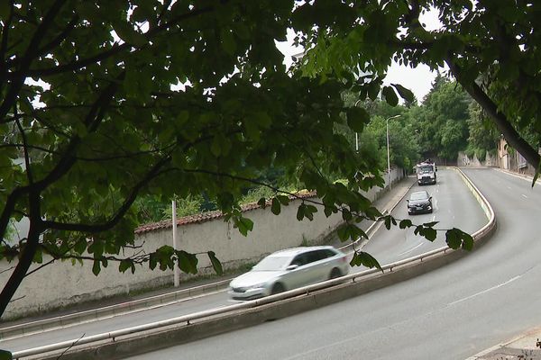 La montée de Choulans, un axe particulièrement dangereux au-dessus du tunnel de Fourvière, a été le théâtre de deux accidents mortels en une semaine en juin 2021