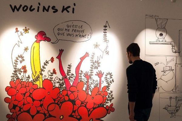 Un dessin de Wolinski exposé dans "Une histoire de Charlie hebdo" à Angoulême