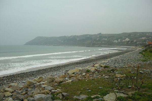 Dans le Cotentin, l'Anse de Sciotot passera une partie de la journée sous la pluie, en ce SAMEDI.