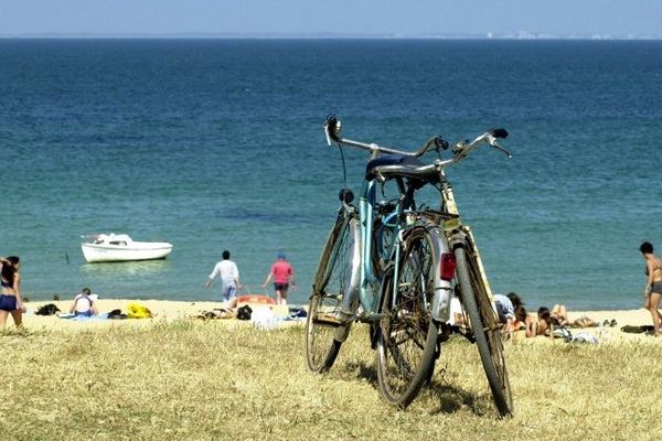 Point de vue image du monde : la plage de la Grande Conche sur l'île d'Yeu