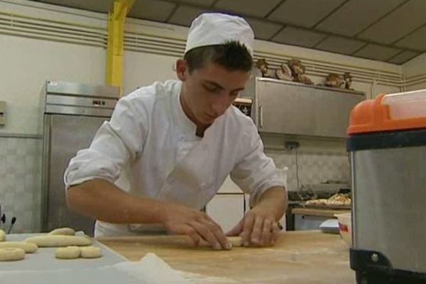 Pour cette rentrée 2013-2014, il n'y a pour le moment que 8 élèves en première année de CAP Boulangerie au CFA d'Ambert.