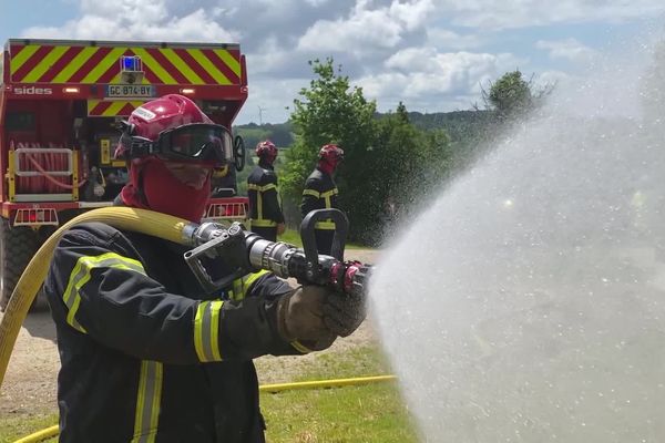 Un exercice d'ampleur pour se préparer aux feux de forêts de l'été.