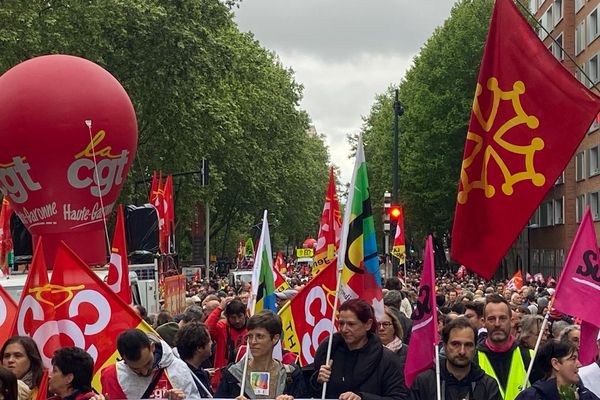 Ce lundi 1er mai marque la 13ème journée de mobilisation de l'intersyndicale contre la réforme des retraites.