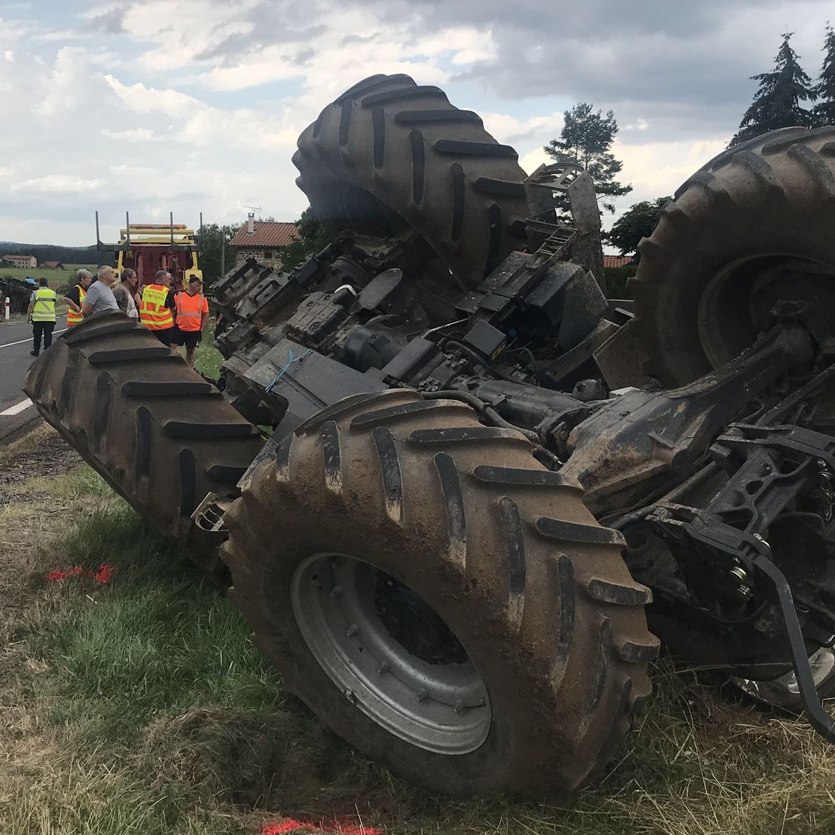 La Chine une lourde charge de camion remorque du tracteur pour la