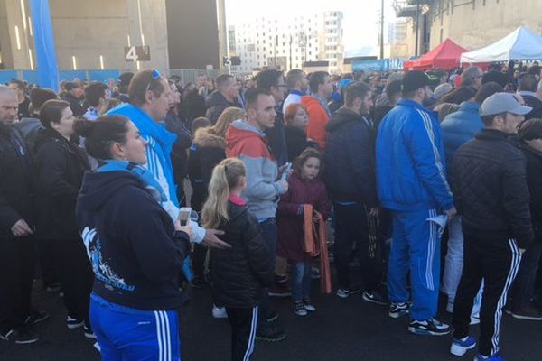 Les marseillais sont venus en nombre pour rencontrer les légendes du club