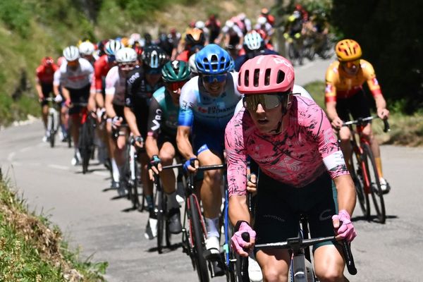 Lors de la 3e étape du Critérium du Dauphiné 2023, les coureurs vont pédaler entre Monistrol-sur-Loire (Haute-Loire) et Le Coteau (Loire).