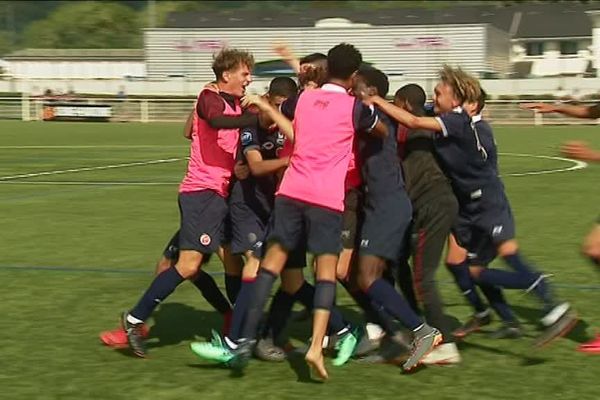 L'équipe de U17 de Reims a vaincu Rennes sur un score de 2-1