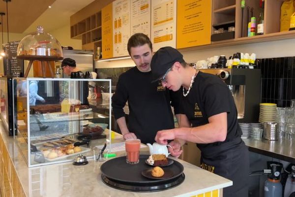 Un café joyeux vient d'ouvrir à Strasbourg, il emploie des personnes en situation de handicap.