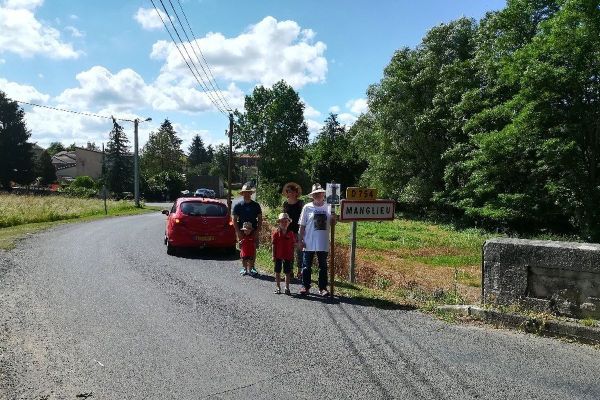 Chaque année, le 11 juillet, la famille De Oliveira commémore la disparition d'Alexandre, lors d'un accident de moto survenu en 2013.