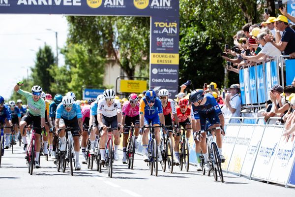 L'Australien de 20 ans Fergus Browning a remporté, sur le fil, la première étape du Tour de l'Ain.