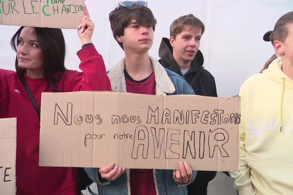 Coupe du monde : rassemblement de "Youth for the Climate" à Carhaix