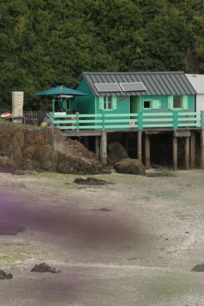 Les cabanons de la plage du Valais font partie du patrimoine populaire de Saint-Brieuc.