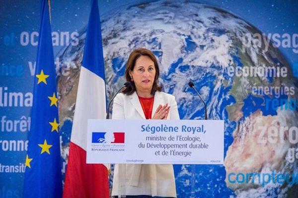 23/11/2015 : conférence de presse de Ségolène Royal avant la COP21.