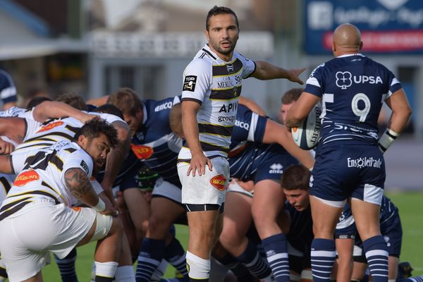 Alaxi Bales pendant le match contre Agen le 16 septembre 2017 à Agen.