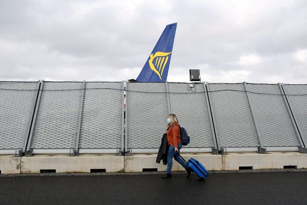 Derrière l'aéroport de Tours plane l'ombre de Ryanair