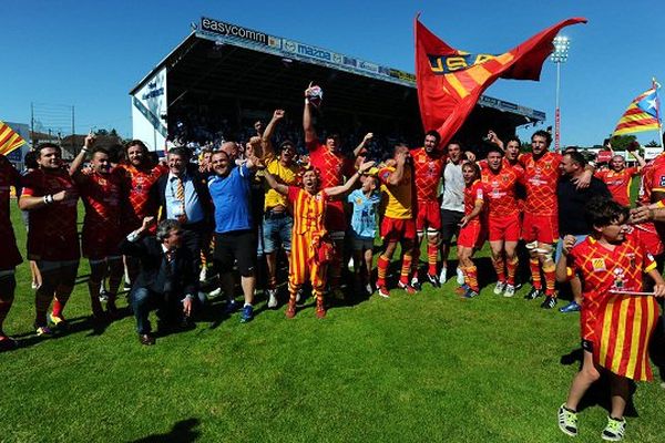 Les Perpignanais fêtent leur victoire 26-23 sur la pelouse d'Agen - 10 mai 2015