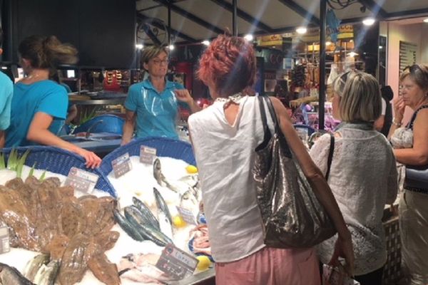 Au marché Victor hugo de Toulouse, clients et commerçants ont retrouvé leurs habitudes après un mois de fermeture pour travaux