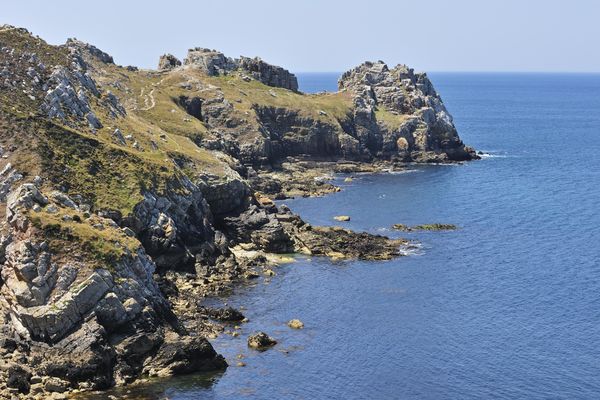 C'est à la pointe de Dinan, près de Crozon (Finistère), que l'enfant de 7 ans a été retrouvé mort dans la voiture de sa mère.