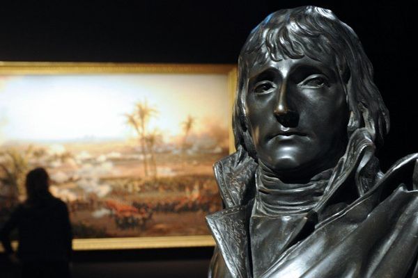 Bronze de Napoléon Bonaparte, lors de l'exposition sur Bonaparte et l'Egypte, présentée à l'Institut du Monde Arabe, à Paris en octobre 2008 