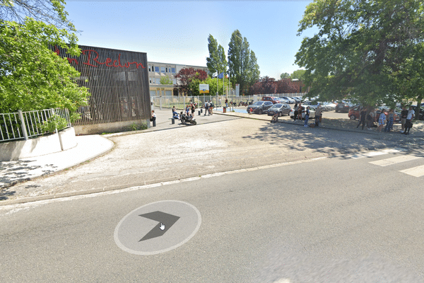 L'accident s'est produit vers 9h30 à proximité du lycée professionnel Odile Redon de Pauillac