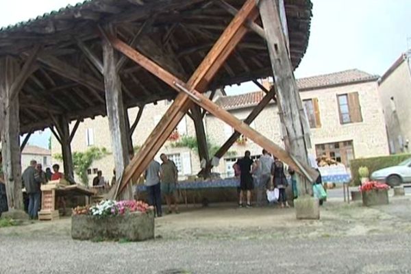 La Halle de Mortemart avant les travaux