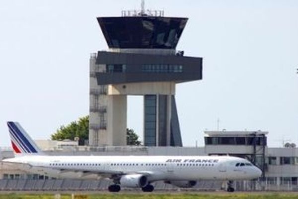 Un avion d'Air France sur l'aéroport de Montpellier - archives