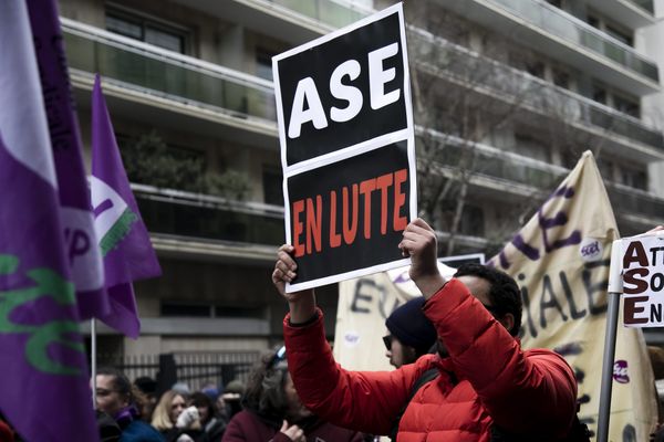 Photo d'archive. Des professionnels de l'action sociale manifestent