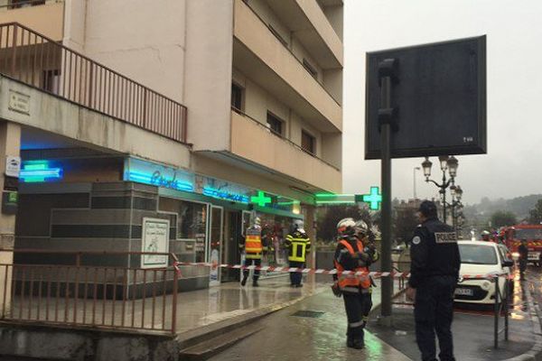 Un périmètre de sécurité établi rue de Paris ce matin à Brive