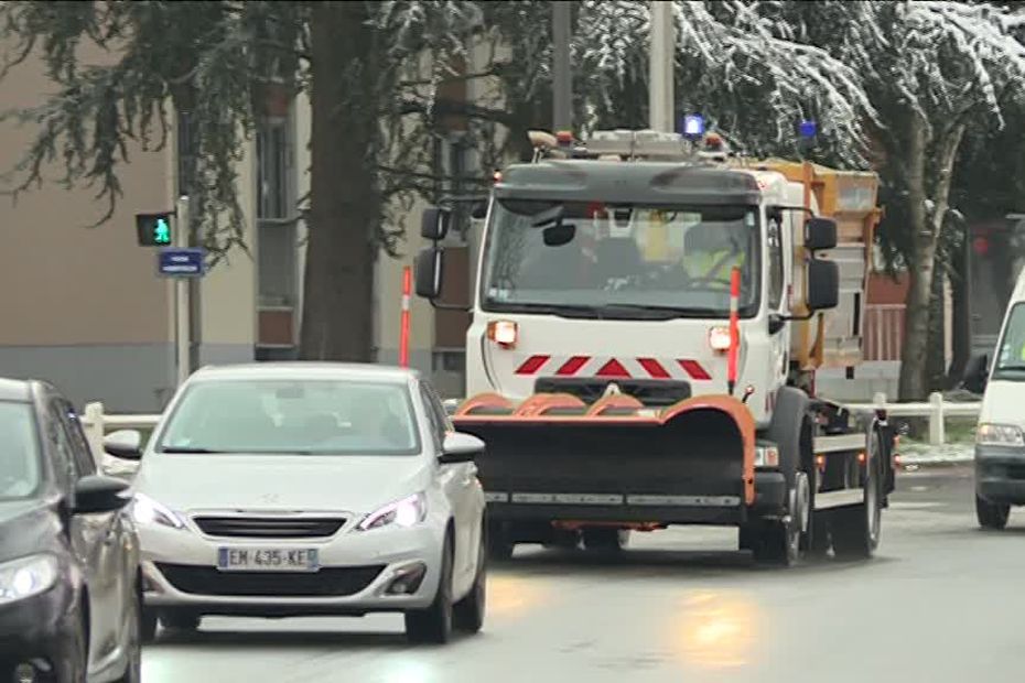 Neige Et Verglas : La Vienne Et Les Deux-Sèvres Passent En Vigilance Jaune