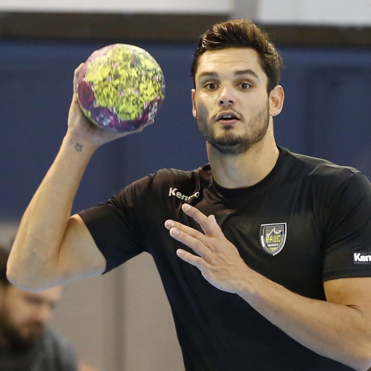 Aix En Provence Manaudou Fait Ses Premiers Pas De Handballeur