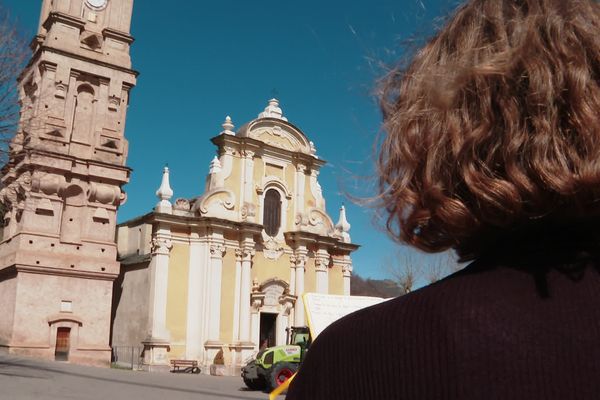 Des étudiants de l'école d'architecture de Nantes sont en immersion dans trois communes de Castagniccia pendant une semaine.