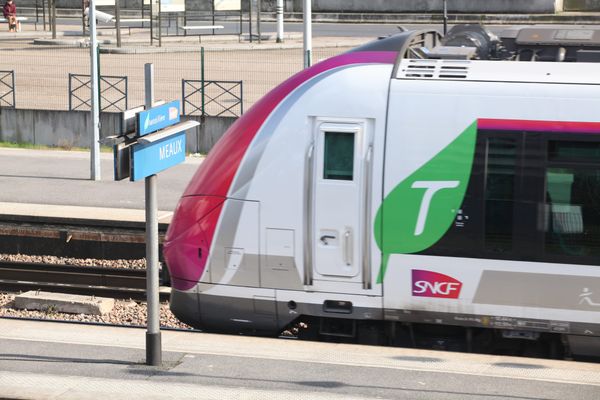 La ligne P est la dernière de la région à avoir des trains qui circulent au diesel.