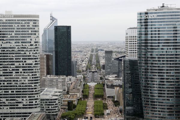 Les réseaux d'eau chaude des quartiers de La Défense et de Levallois-Perret sont coupés pour maintenance jusqu'à la fin de la semaine. 