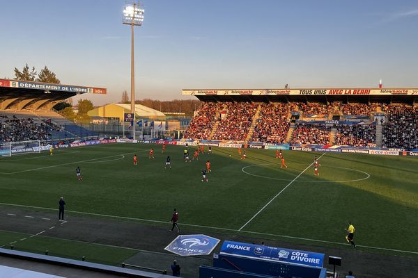 Les spectateurs du stade Gaston Petit de Châteauroux pourraient voir leur équipe évoluer en National 2 la saison prochaine.